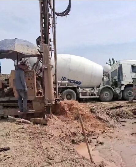 西陵区岩石井施工